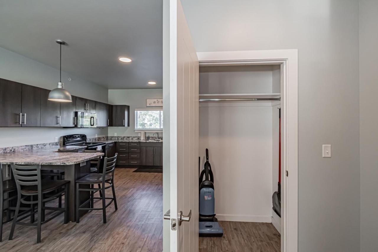 Bringham'S Mill Apartments Perfect For Groups Full Kitchen Gym And Free Parking Rexburg Bagian luar foto