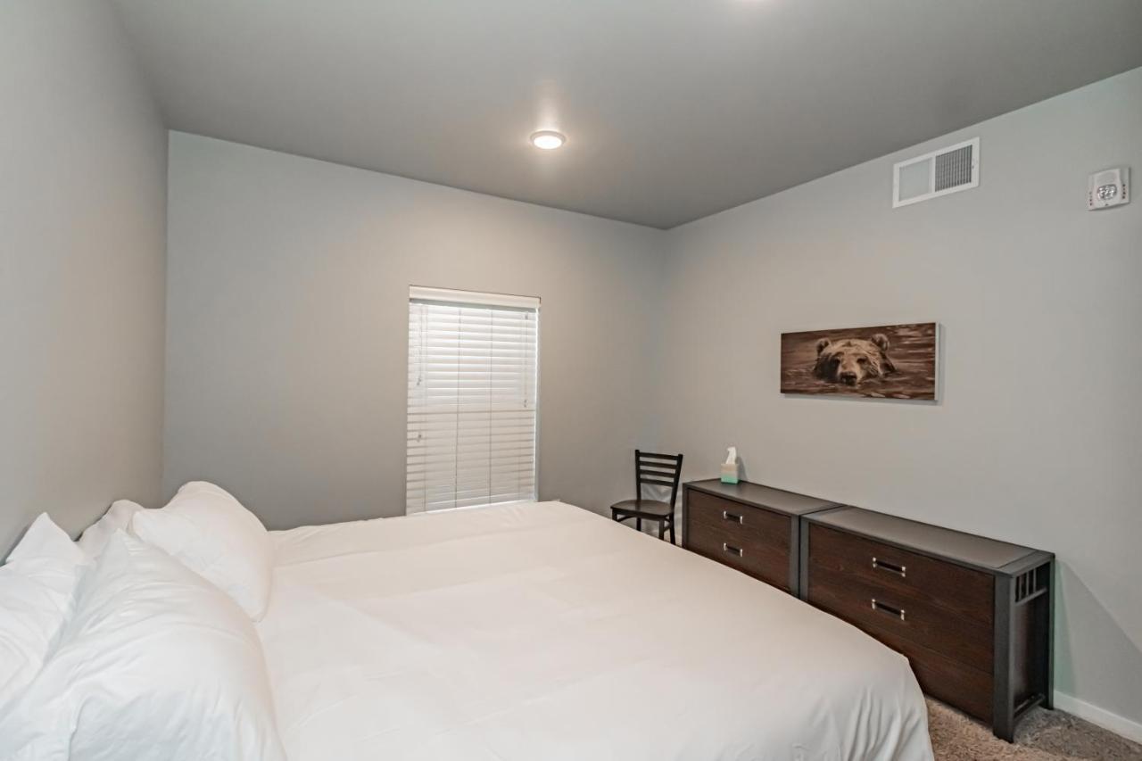Bringham'S Mill Apartments Perfect For Groups Full Kitchen Gym And Free Parking Rexburg Bagian luar foto
