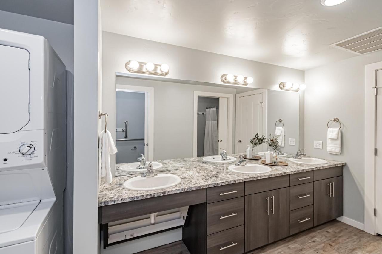 Bringham'S Mill Apartments Perfect For Groups Full Kitchen Gym And Free Parking Rexburg Bagian luar foto