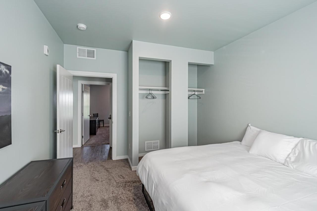 Bringham'S Mill Apartments Perfect For Groups Full Kitchen Gym And Free Parking Rexburg Bagian luar foto