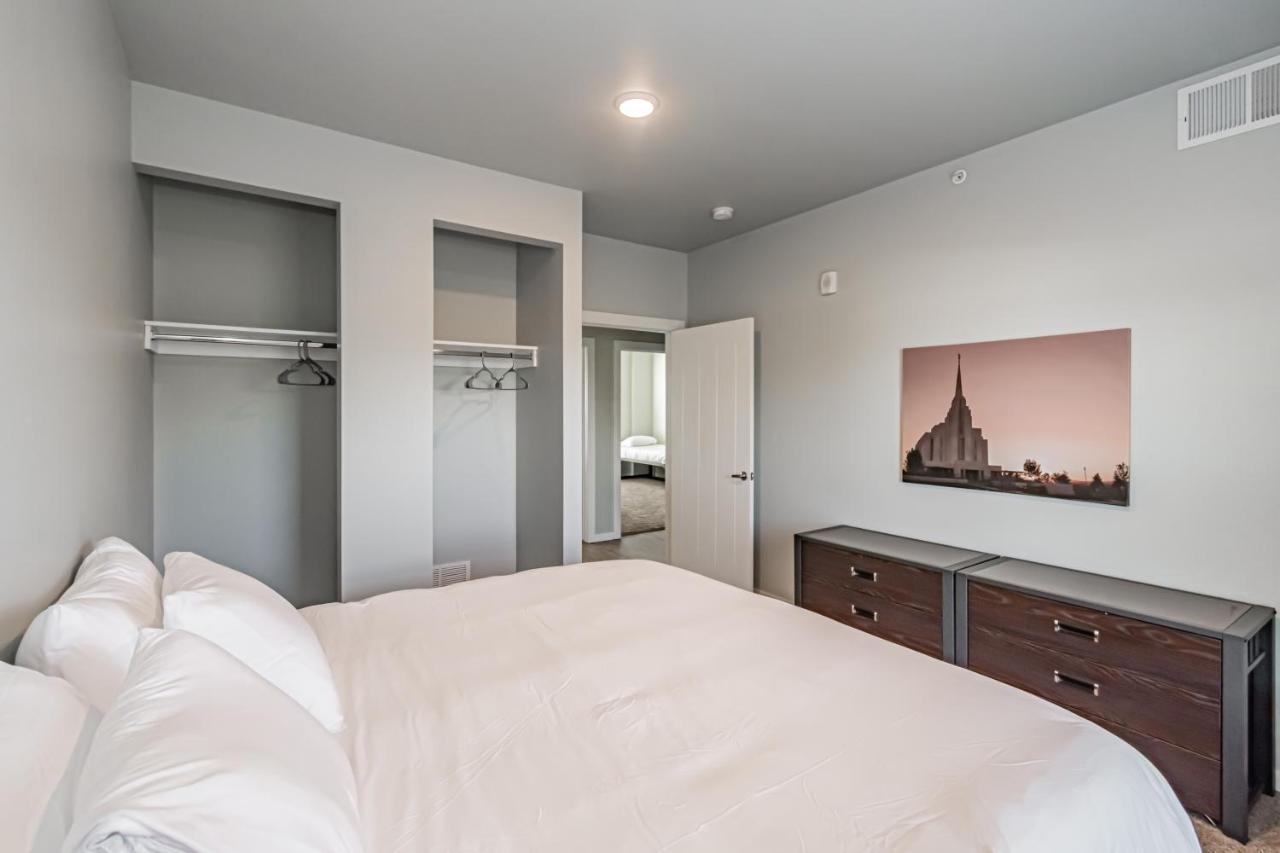 Bringham'S Mill Apartments Perfect For Groups Full Kitchen Gym And Free Parking Rexburg Bagian luar foto
