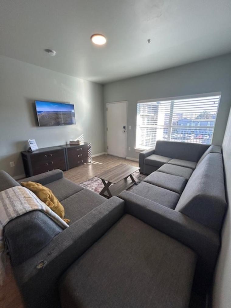 Bringham'S Mill Apartments Perfect For Groups Full Kitchen Gym And Free Parking Rexburg Bagian luar foto